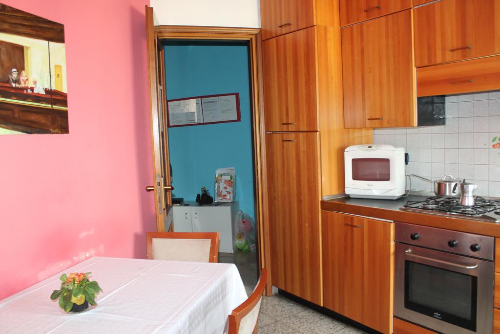 Star One Hotel Милано Стая снимка